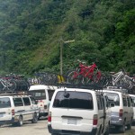 Death Road - vila de Yolosa, fim da descida.