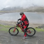Death Road - Los Yungas, distribuição das bikes e equipamentos de proteção.