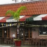 Fachada do Restaurante Mexicano Antonio's, em Los Angeles